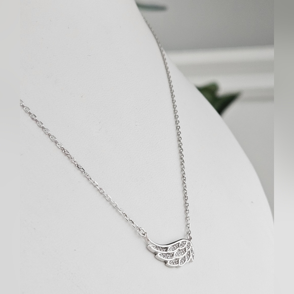 Guardian Angel Necklace, 925 Sterling Silver Charmed Aroma Angel Collec… - Picture 2 of 5